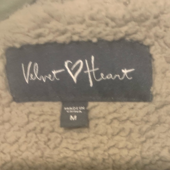 Army green/olive cropped winter jacket - Velvet Heart size Medium - Picture 5 of 6